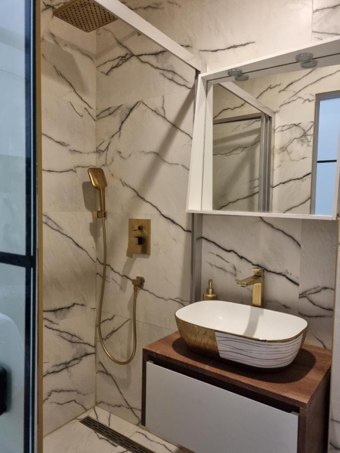 Room Lui Rijeka Luaran gambar
