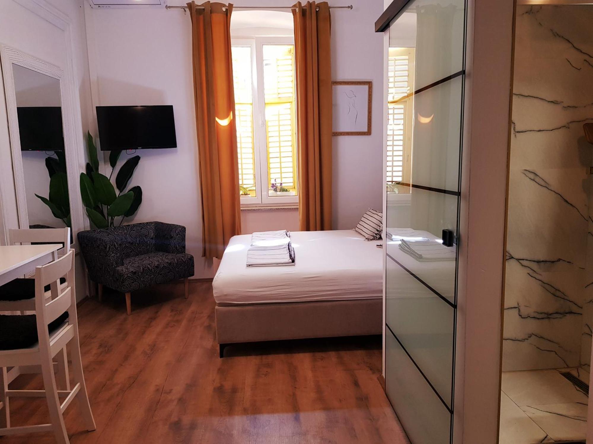 Room Lui Rijeka Luaran gambar
